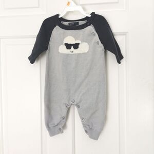 2/$20 Baby Gap knit bodysuit size 0-3